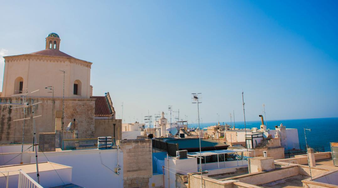 Le Maisonette Polignano a Mare Bagian luar foto
